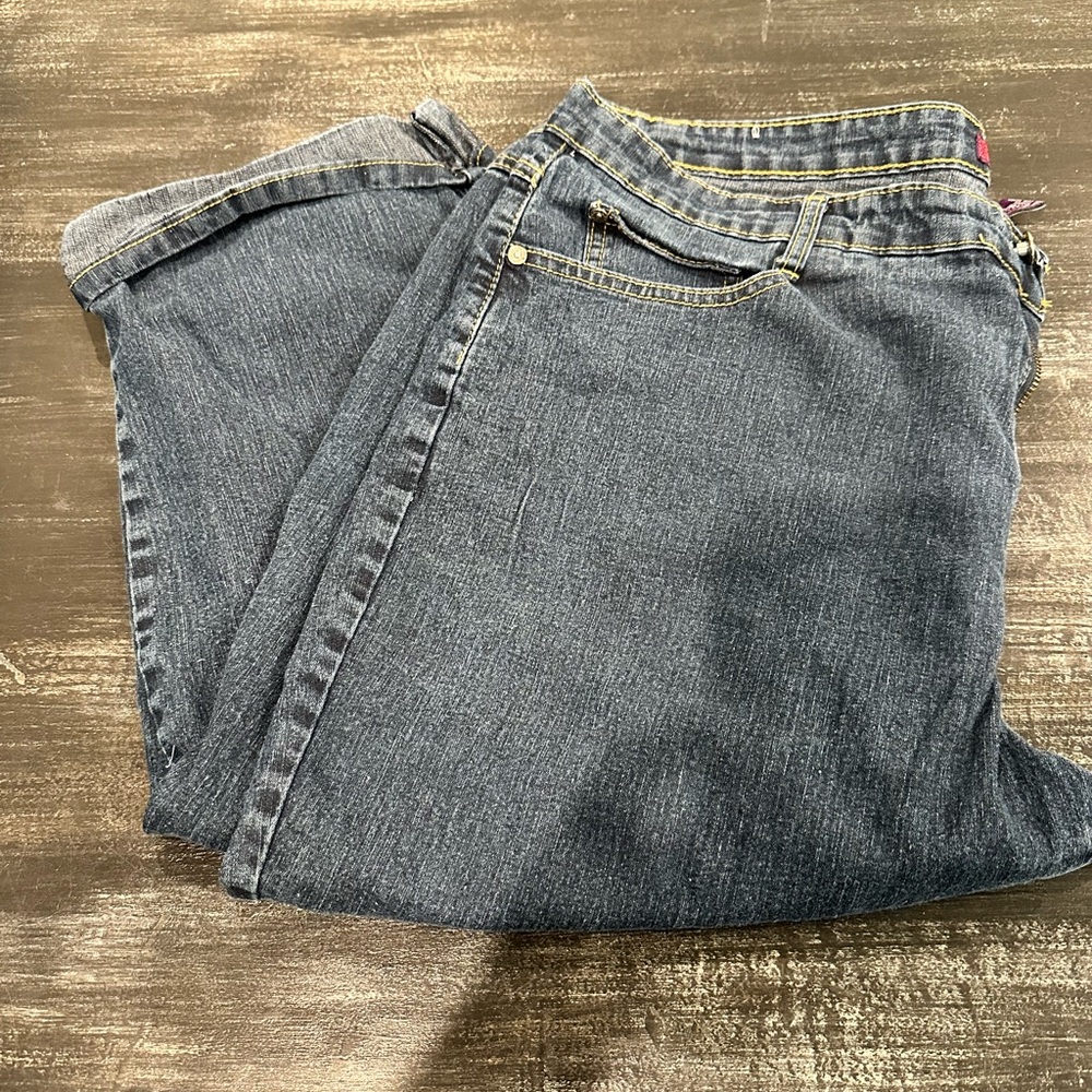 Jeanbay Cuffed Capri